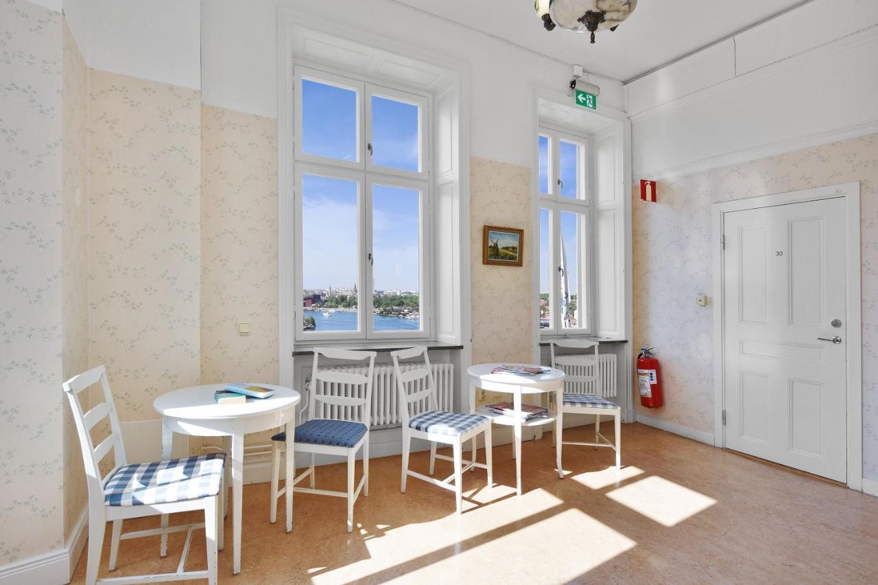 Economy Single Room with Sea View - Shared Bathroom,931056790:JPEG